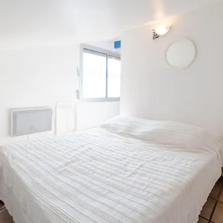 Rag28 : T2 Cabine 4 Couchages * Narbonne-Plage